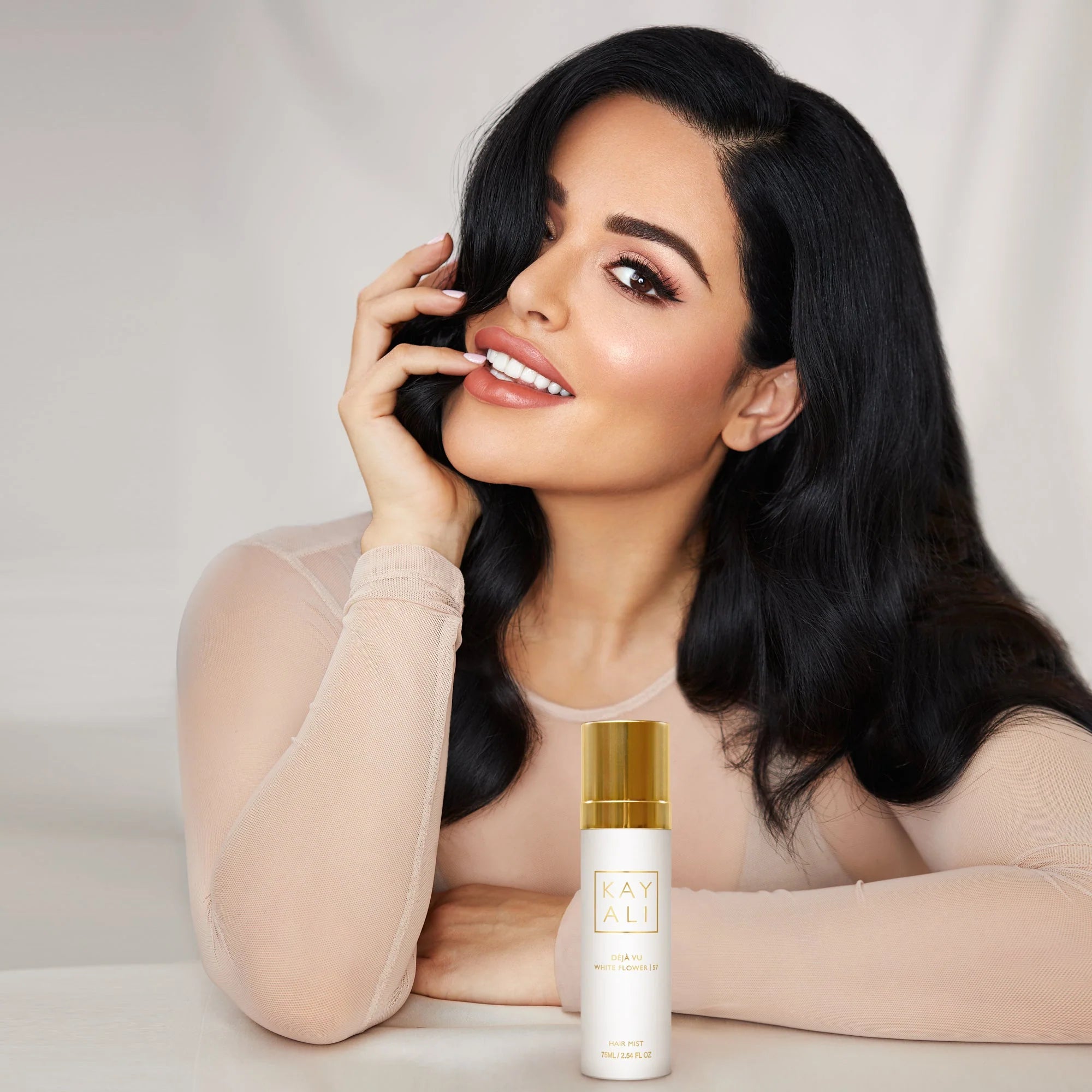 Alternative view of Déjà Vu White Flower | 57 Hair Mist